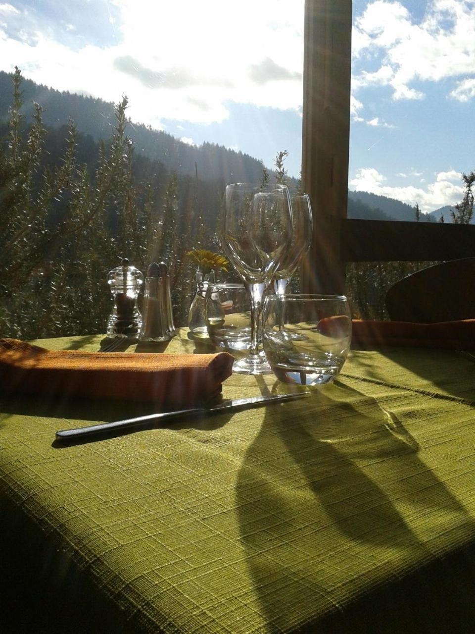 Logis Hotel Restaurant L'Escapade Lamastre Bagian luar foto