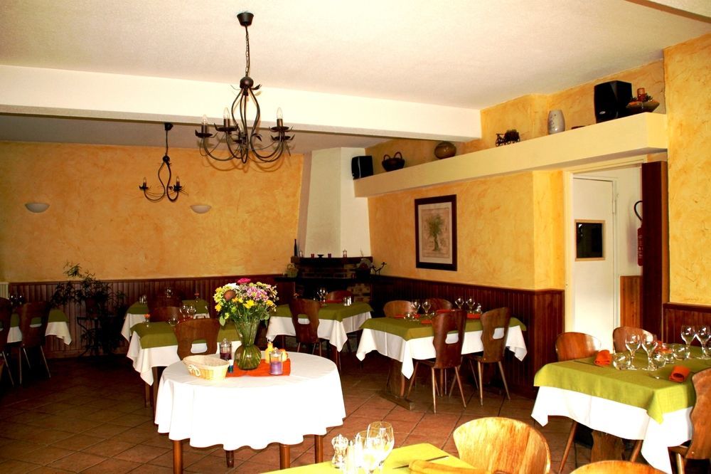 Logis Hotel Restaurant L'Escapade Lamastre Bagian luar foto